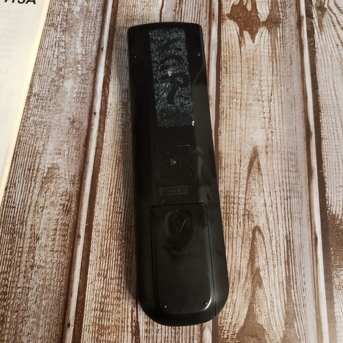 SANYO IR-9413 Remote Control w/ Manual for SANYO VHR-9413A - Picture 2 of 3