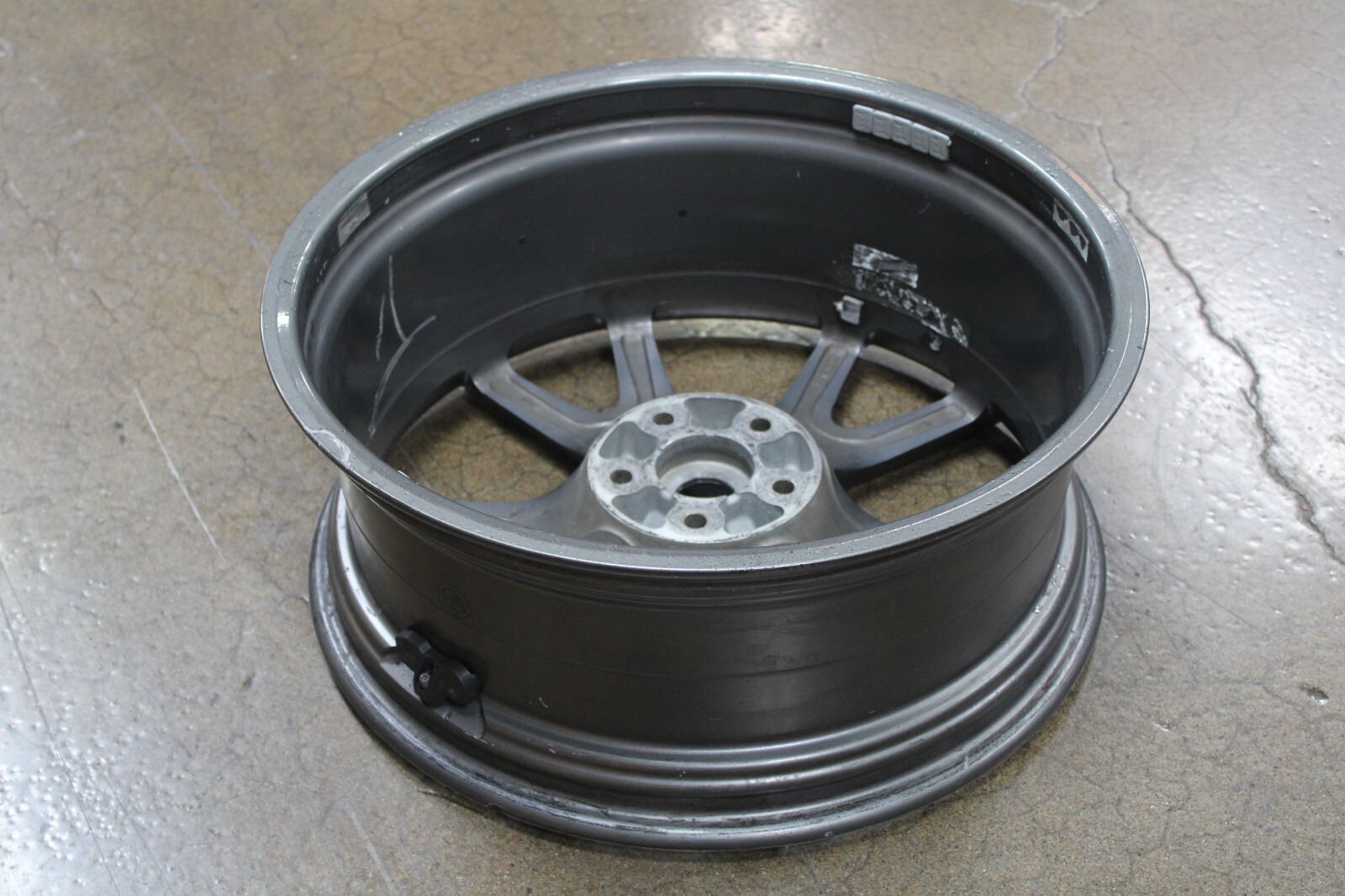 Ferrari California, Front Wheel 20", 10 Spoke, Used, Damaged, P/N 242156