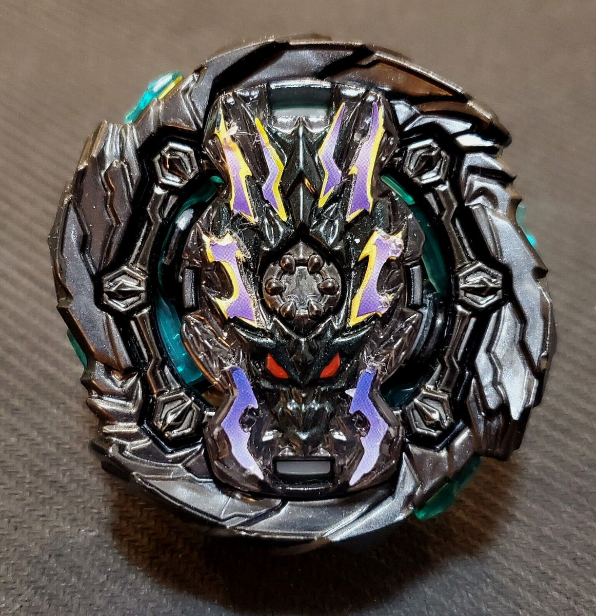 TAKARA TOMY Beyblade Burst - Dread Bahamut Outer Octa (Black