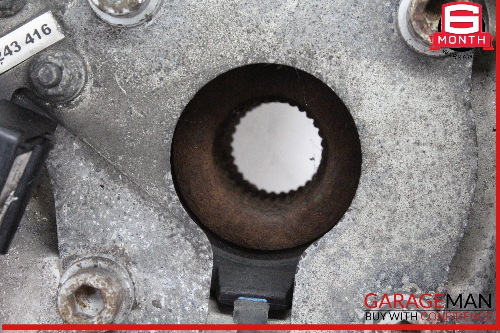 03-10 Maserati Quattroporte M139 Front Right Wheel Spindle Knuckle Hub Bearing