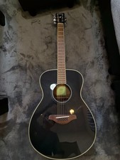 Yamaha FS820 Akustikgitarre mit Zubehör