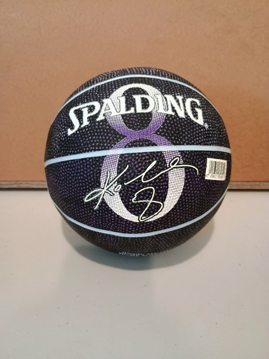 kobe bryant autographed ball