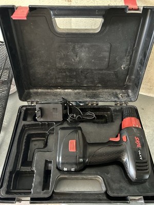 Skil Akkuschrauber 14,4 Volt, Inkl. Koffer, Akku und Ladegerät