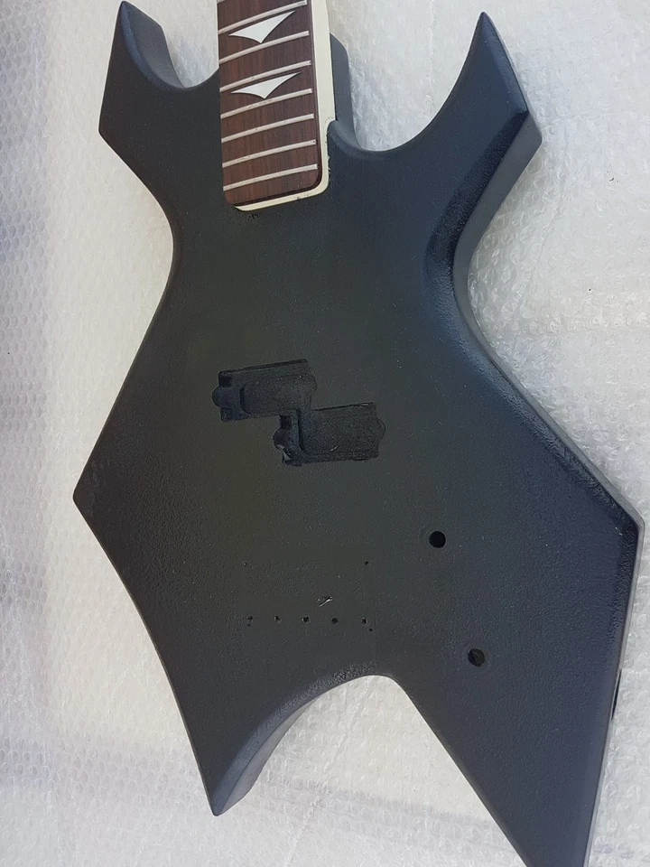 80's B C RICH WARLOCK BASS - HAMMER BLOW BLACK - Bild 3 von 4