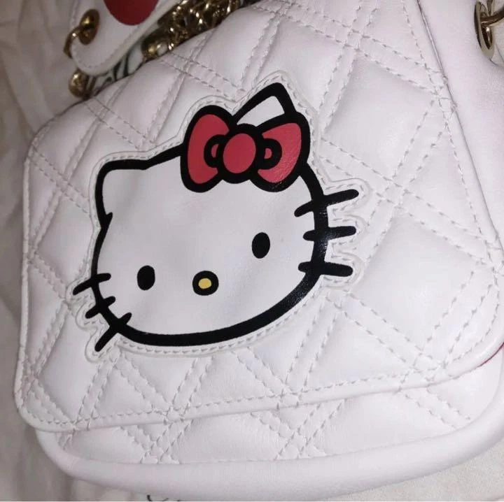 VICTORIA Couture×HELLO KITTY genuine leather mini pochette Vintage Rare Best Lim