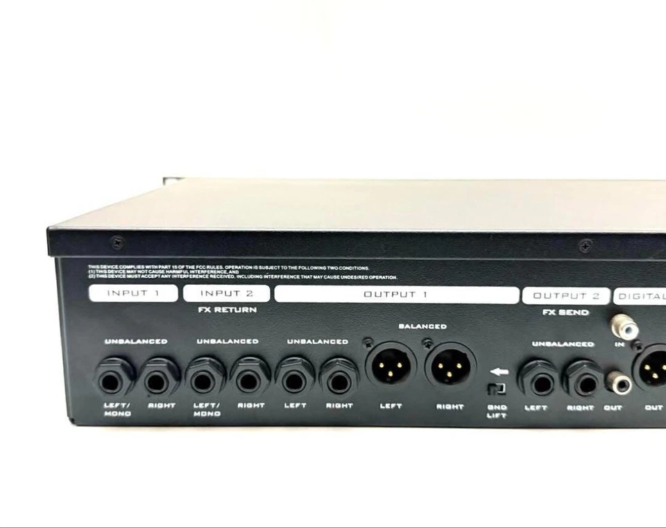 Fractal Audio Systems Axe-FX Ultra Preamp and Effects Processor Used Tested JP - Image 3 of 4