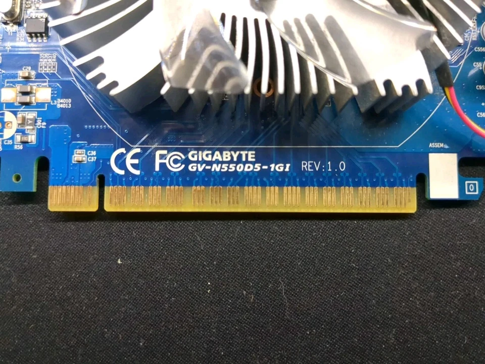 Gigabyte GV-N550D5-1GI GTX 550TI Video Card - Image 2 of 4