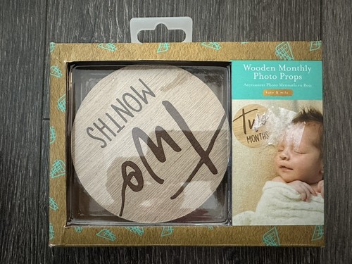 Kate & Milo Wooden Monthly Baby Props Round Sign For Photo Shoots