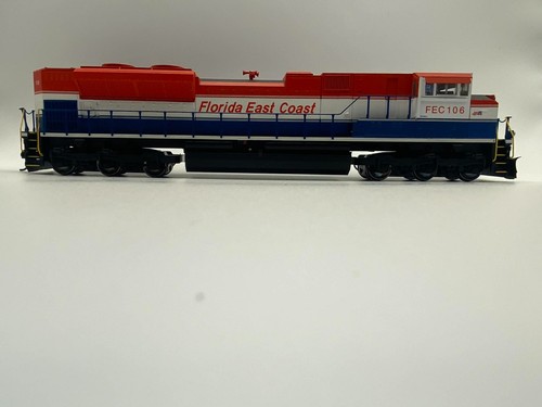Escala HO DCC Ready Walthers Mainline FEC #106 (faro bajo) 910-9817 | Zustand: New: Other (See Details)