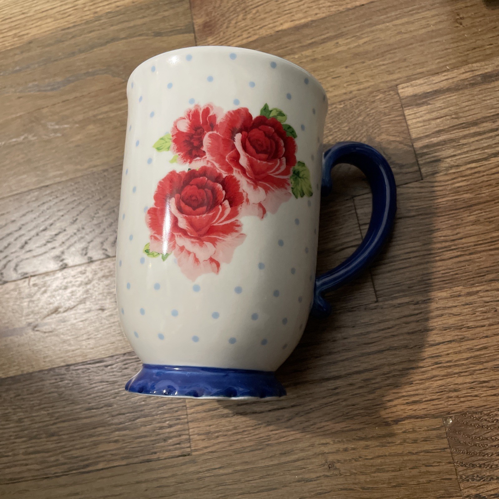 The Pioneer Woman Heritage Floral 18 oz. Mug Footed Coffee Tea Blue  Polka Dots