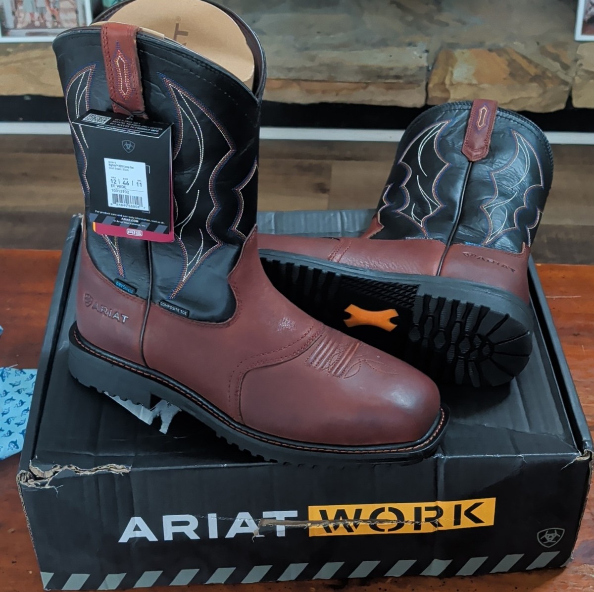 Ariat Waterproof Composite Toe Pull On Oiled Brown/Black EE  display picture 3