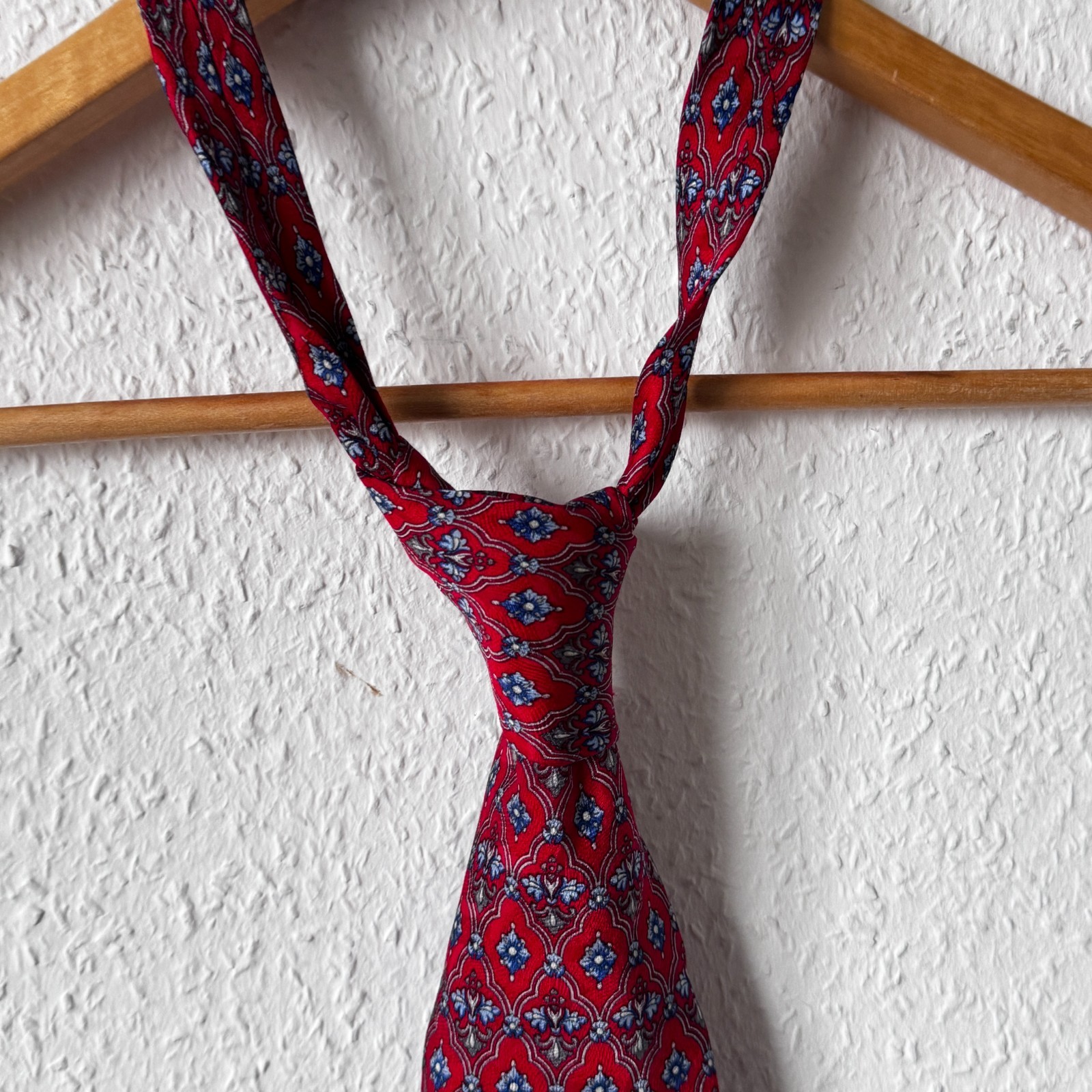 Walbusch Red Geometric Silk Tie | Vintage Pattern, 100% Pure Silk image 2