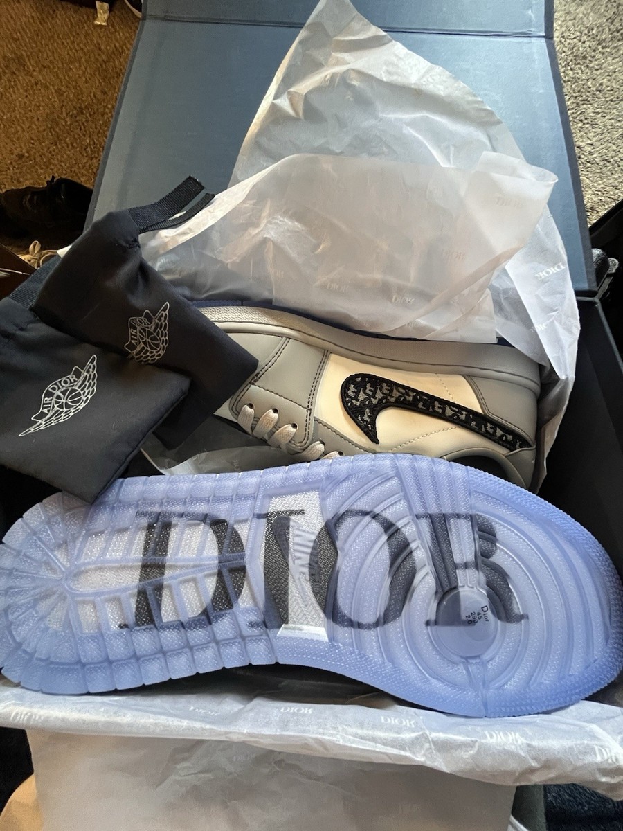 Dior x Nike Air Jordan 1 28.5センチ Dior x Nike Air Jordan 1: Official Release Information & Images