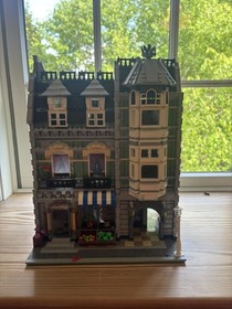 Lego 10185 Creator Green Grocer Building No Instructions / Box | Shipped As Is