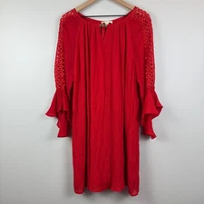 Indigo Rose Top Women's 2X Red Crochet Lace Bell Sleeve Keyhole Front Crinkle