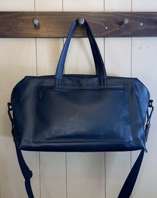 Away Everywhere Black Leather Duffel Bag Travel Carry On Laptop Strap