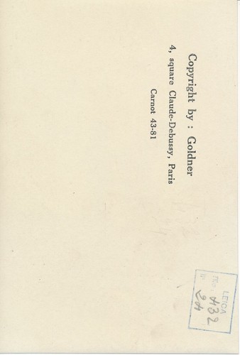 Gymnastes c. 1938 - Jeune Femme Camping seins nus - P 2319 - Picture 2 of 2