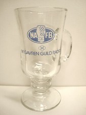 Taza de vidrio de café con pedestal NAFB National Farm Radio McGavren Guild Interep Libbey