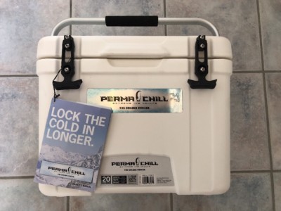 New Gander Mountain Perma Chill Extreme Ice Vault White 20 Liter