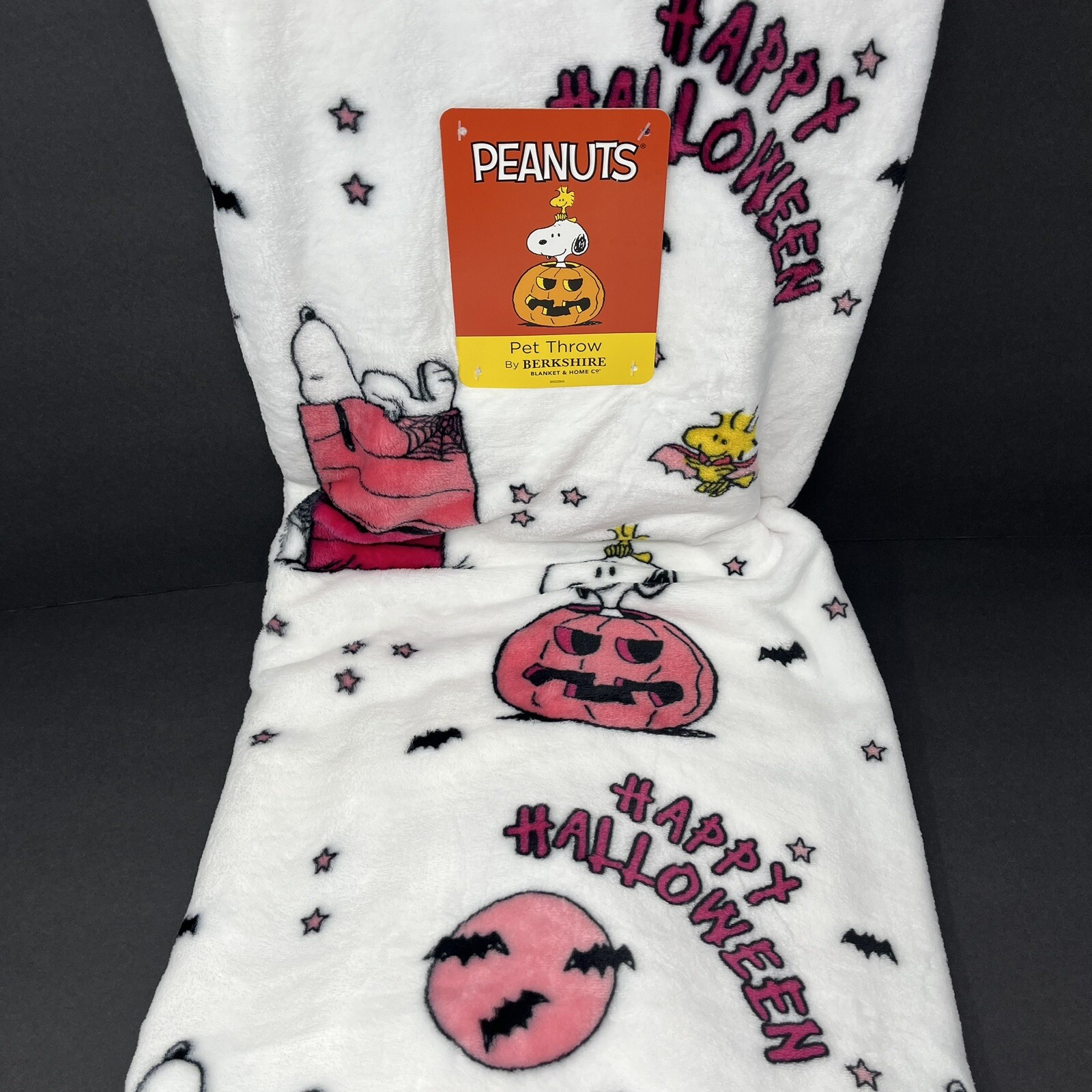 Snoopy Halloween Throw Blanket 50x70 Inch Pink Woodstock Doghouse Cozy Plush