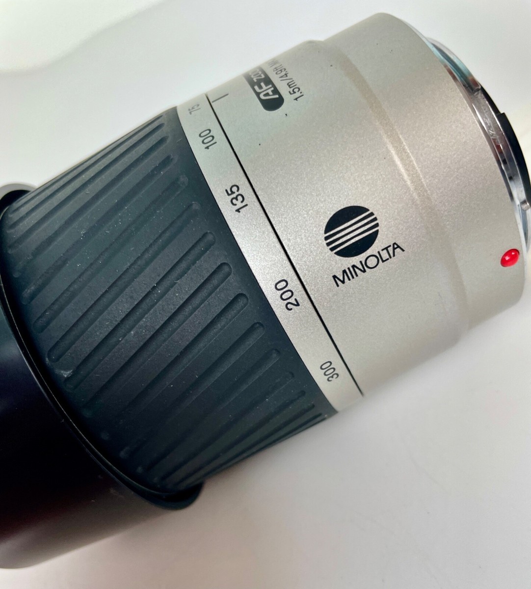 Minolta Camera Lens AF Zoom 75-300mm 1.5 / 4.9 ft Macro USA