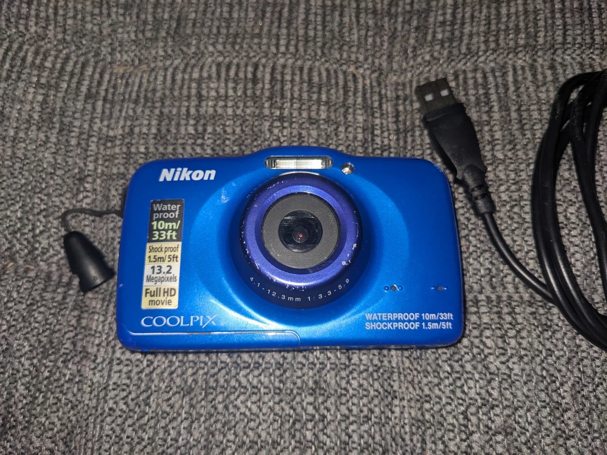 Nikon Coolpix S32 13.2 MP 3X Zoom Blue Waterproof Shockproof Digital Camera