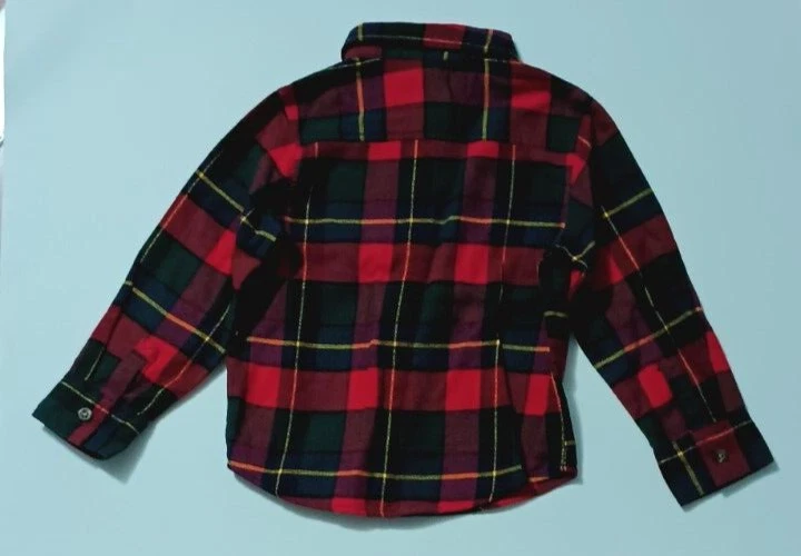 Camisa de Navidad Crazy 8 niños pequeños roja a cuadros manga larga con botones 3t Foto 3 de 4