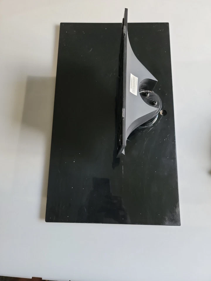 ⭐️⭐️⭐️⭐️⭐️ Soporte de montaje en base de pedestal OEM genuino para TV Toshiba 46L52004 con tornillos Foto 2 de 2