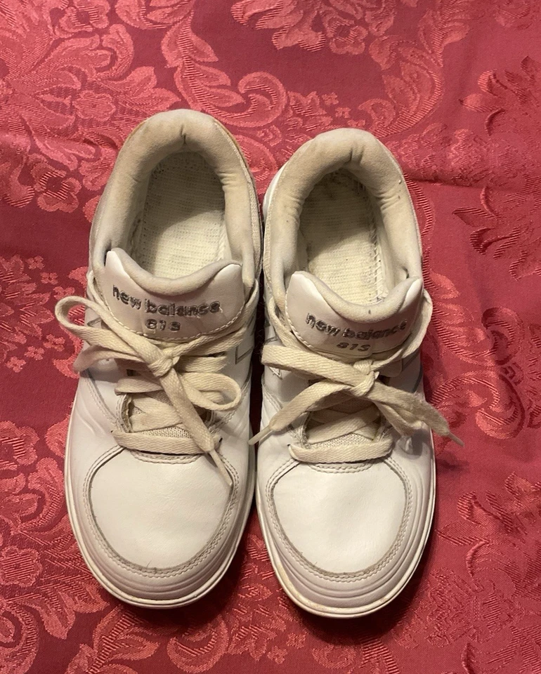 Zapatillas deportivas New Balance de cuero blanco con cordones 813 barra antivuelco ancha para caminar tenis talla 7 Foto 2 de 4