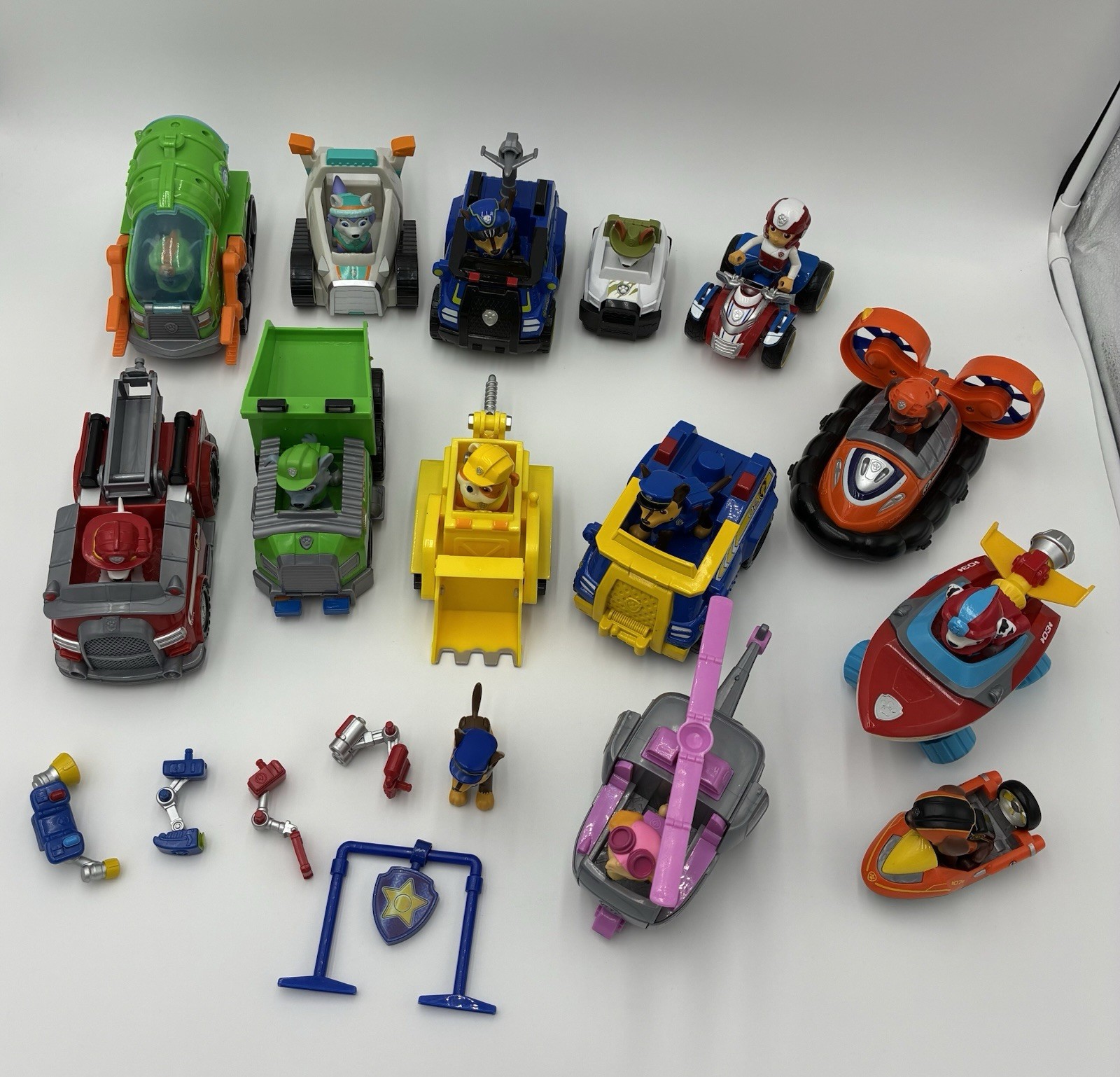 FULL SET Paw Patrol 13 Vehicles + 14 Figures + Bag