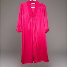 Vintage Vassarette Nylon Nightgown Small Raspberry Pink Quilted Yoke 3/4 Sleeve