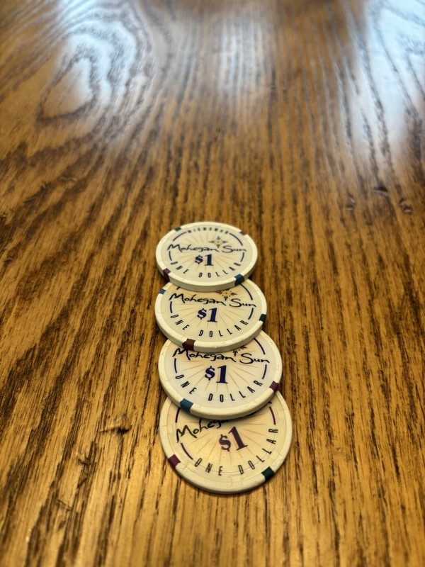 Mohegan Sun $1 Casino Chips Lot of 4