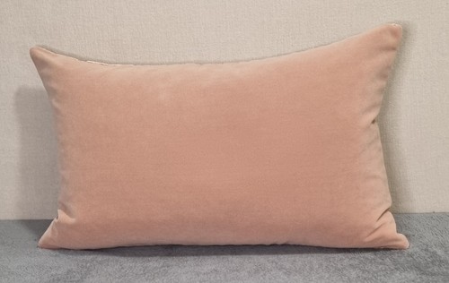 Designers Guild Manipur Coral & Tango Velvet Cushion Cover 35x55 cm - Picture 3 of 3
