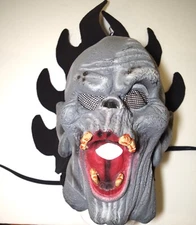 Rubie's 1997 Zombie Ghoul Over The Head Halloween Mask With Collar