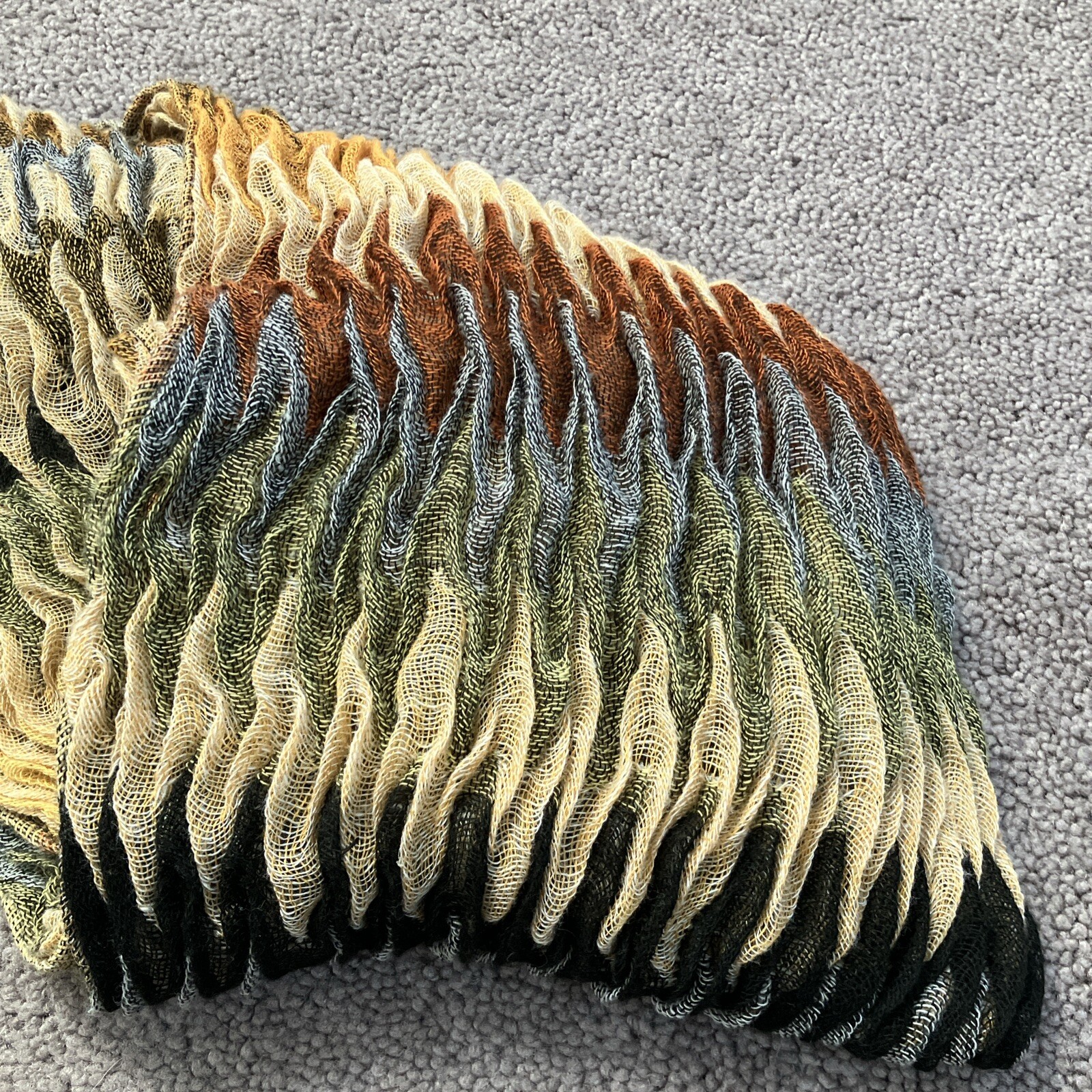 BEAUTIFUL MULTI COLORED STRETCH SCARF - image 10