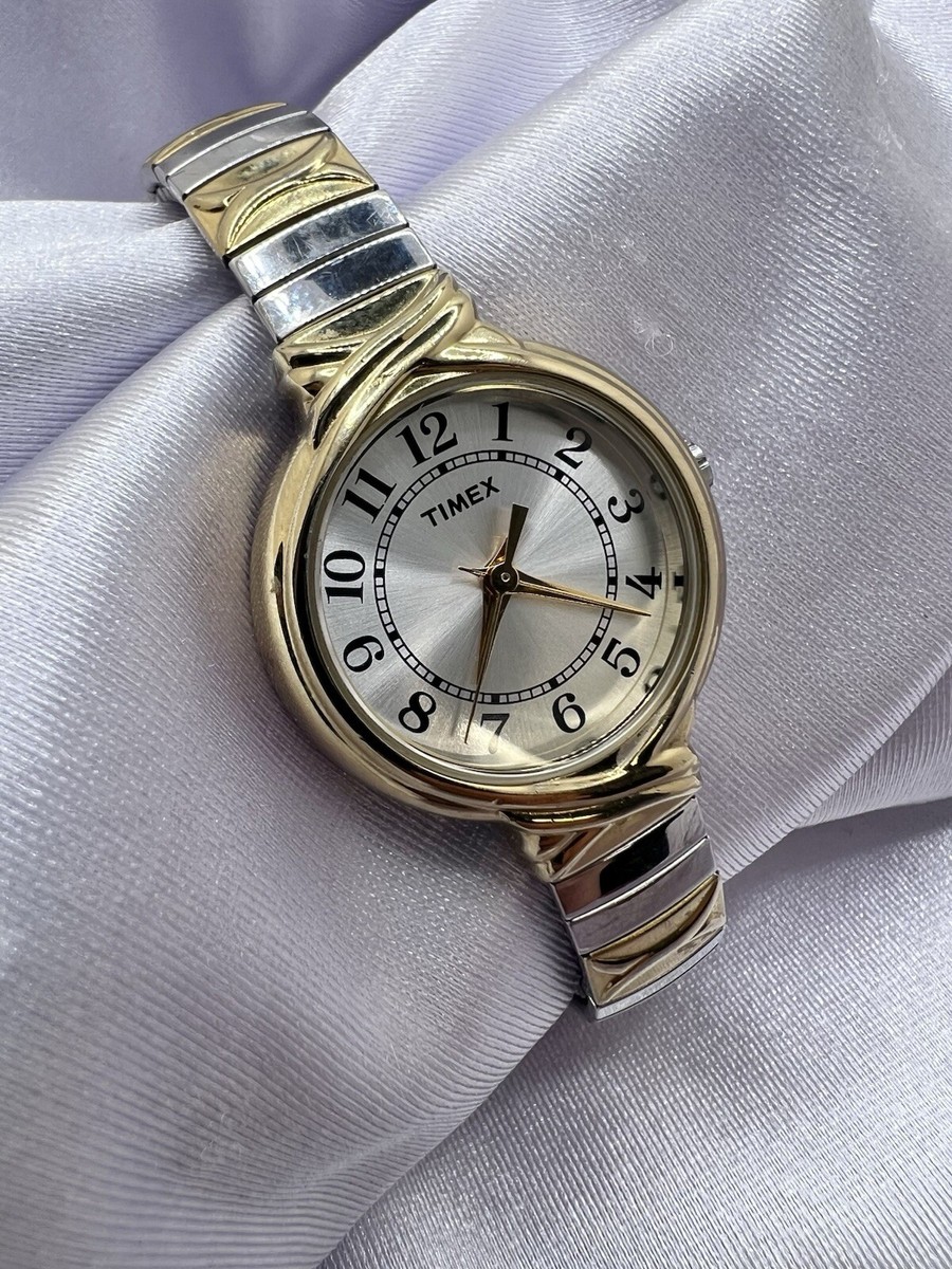 Elegant Timex Two-Tone Oval Bracelet Watch Silver Gold Quartz Women’s DressWatch Vintage Timex Dress Watch for Ladies | Elegant Gold-tone  main image 2