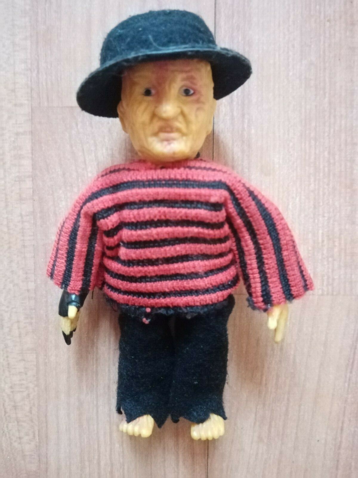 5 Awesome Things on eBay this week- Freddy Kruger Knock Off