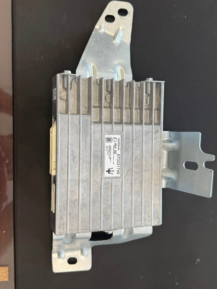 2014-2017 MASERATI GHIBLI AMPLIFIER 670031749
