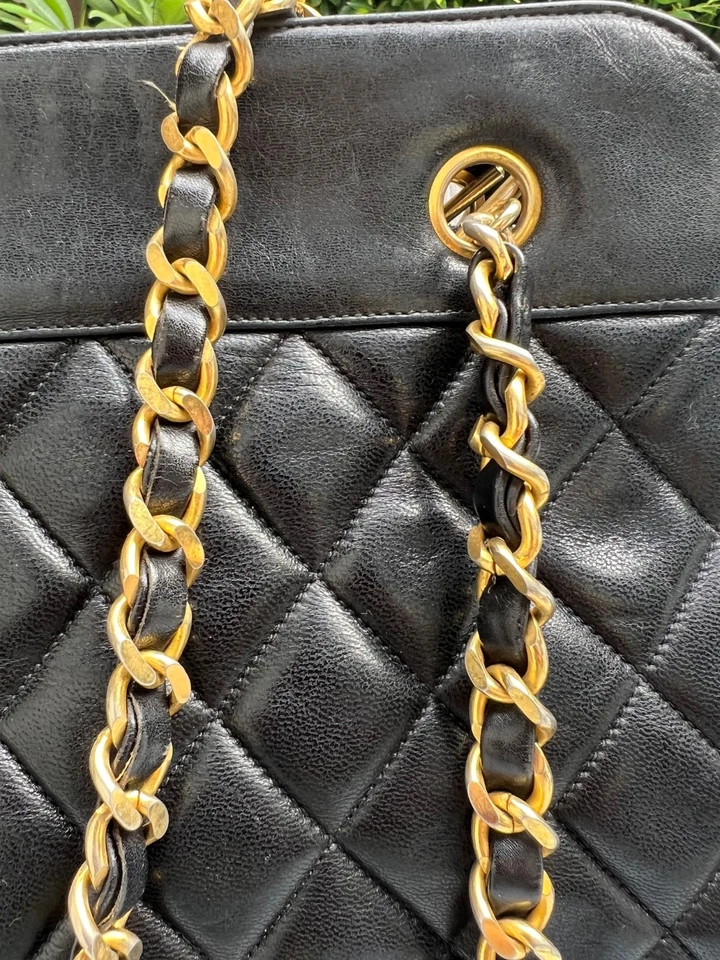Chanel vintage designer handbags - Image 3 of 4