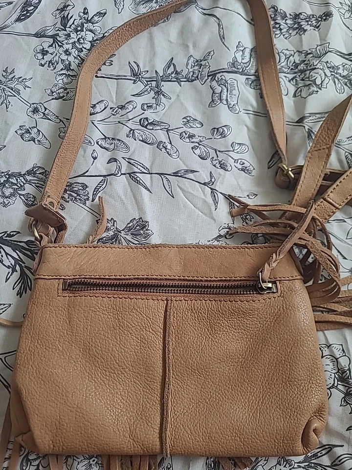 Bolso Bandolera Cut n Paste Cuero Flecos TAN Monedero Cremallera Superior Pequeño AJUSTABLE  Foto 4 de 4