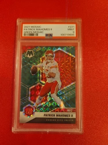 2021 Mosaic Patrick Mahomes || Green PSA 9 #221
