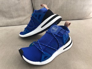 adidas blue runners