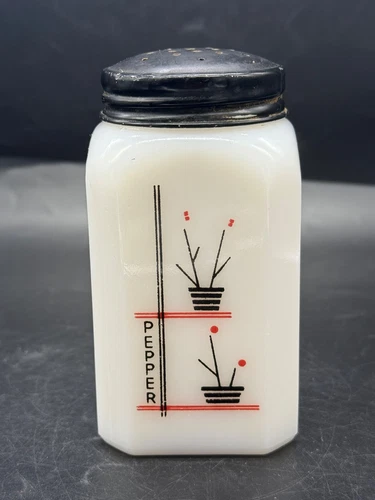 Vintage , McKee Glass, Sticks and pots , Milkglass pepper shaker, 1930/40's