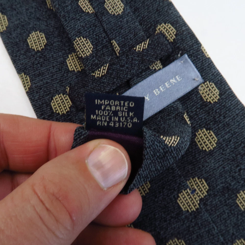 Geoffrey Beene Mens Neck Tie Gray Tan Multi Polka Dot Print Silk USA 57x3.75 - Image 4 of 4