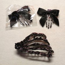 New Dark Gray Metal Skeleton Hand Hair Clip Halloween Goth 2 small Black w/Bows