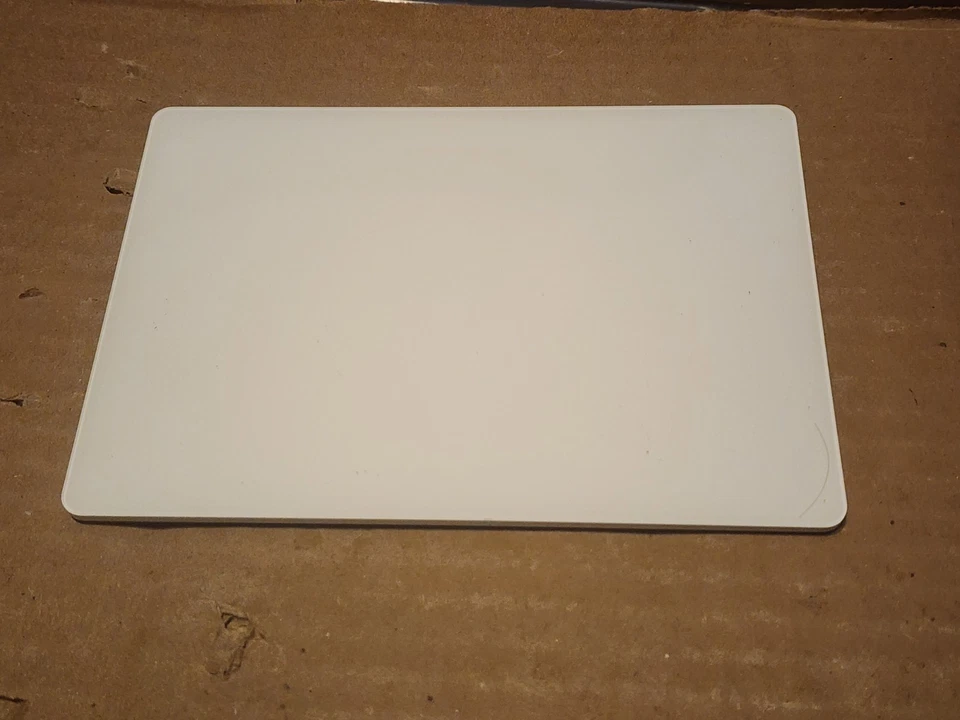 Genuine Apple Magic Wireless Trackpad 2 - A1535 w/USB Cable w/Free shipping - Image 4 of 4
