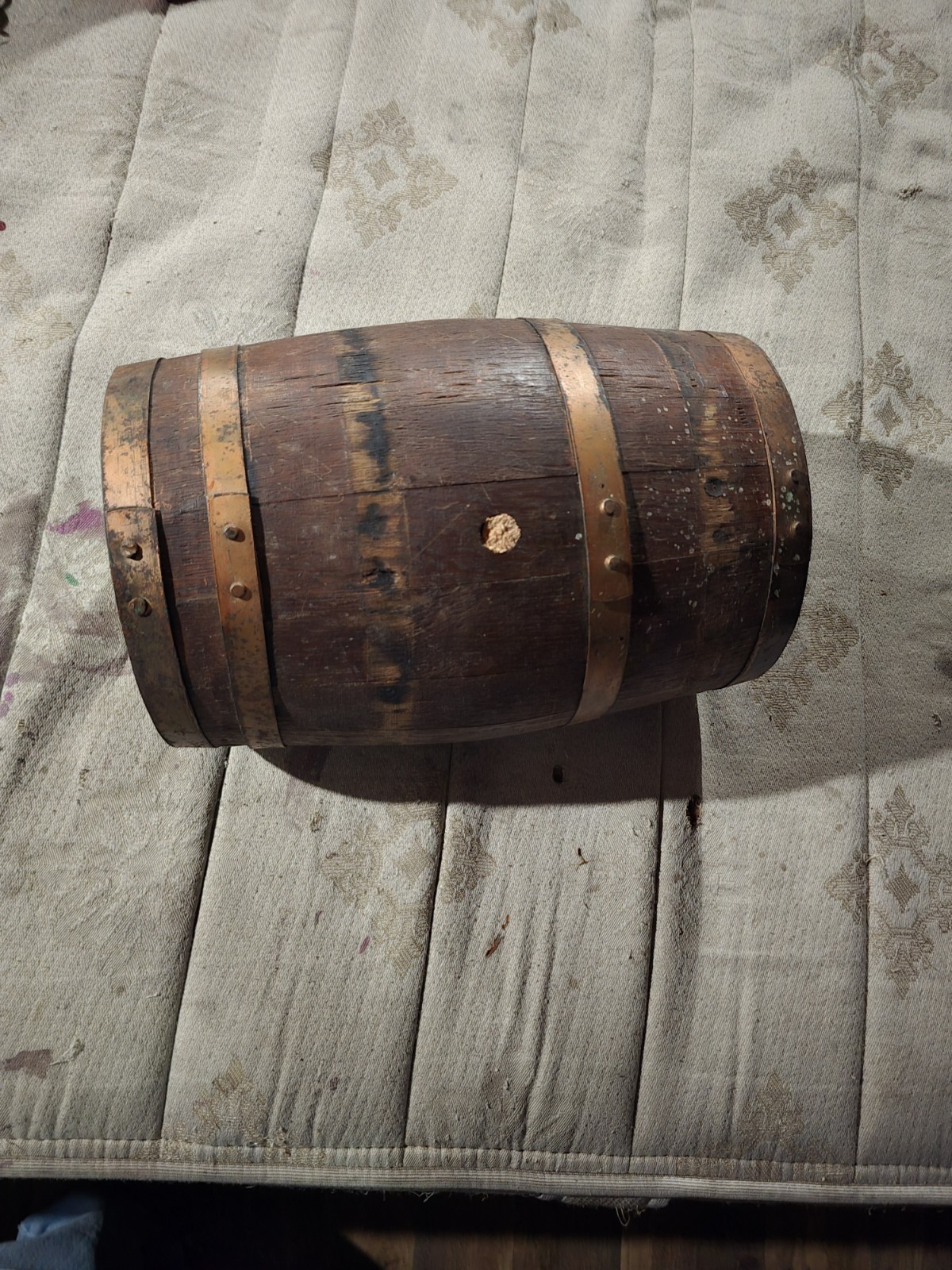 Antique Vintage Oak Iron Strap Beer Keg Whiskey Barrel with Cradle