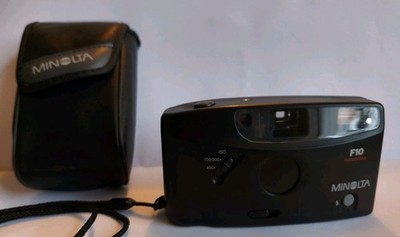 MINOLTA F10 Focus Free 35mm Point & Shoot Film Camera Kamera Black Inkl. Tasche 