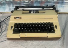 Vintage Montgomery Ward Cartridge AC VI SCM 8205 Electric Typewriter w/ Case thumbnail
