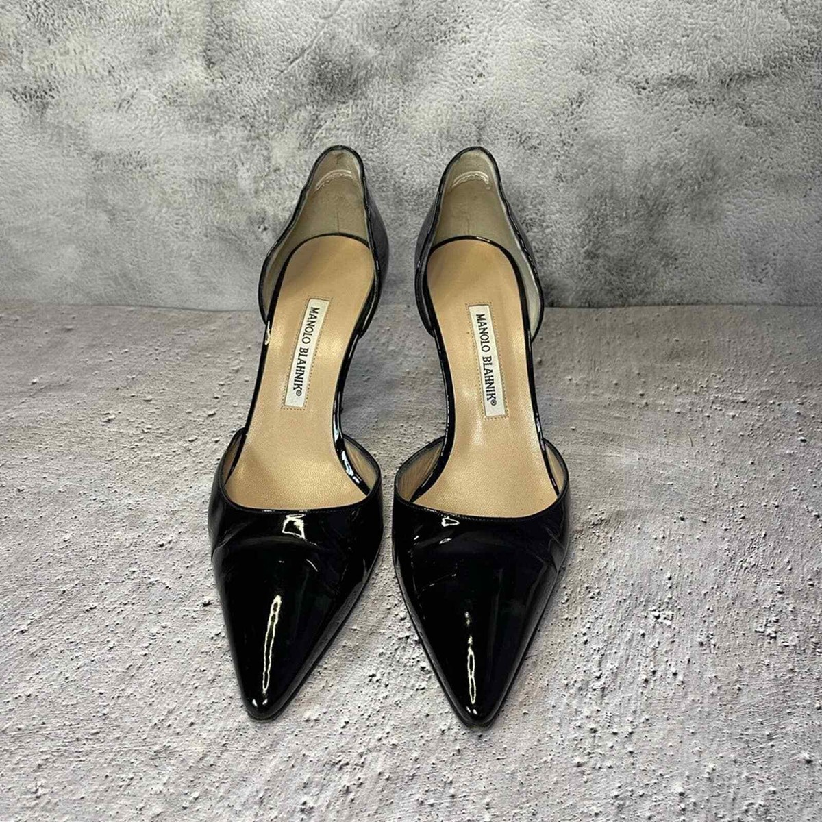 【美品】Manolo Blahnik ブラックレザー ポインテッドトゥヒール Manolo Blahnik Patent Leather D'Orsay Pumps (10) | eBay